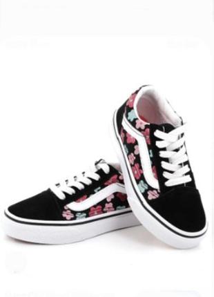 Шикарні  кеди бренду vans  made in vietnam натуральна замша  uk  13   eur   31