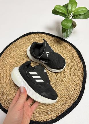 Кросівки adidas для хлопчика