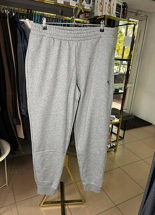 Брюки спорт мужские essentials puma. цвет: medium gray leather.