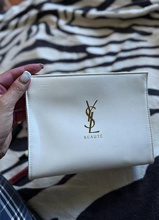 Косметичка від yves saint laurent