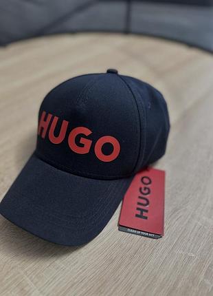 Кепка чоловіча оригінальна hugo