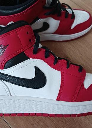 Кроссовки nike jordan , оригинал. р37