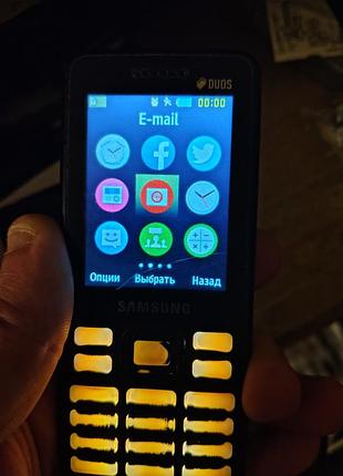 Мрательный телефон samsung sm-b350e duos
