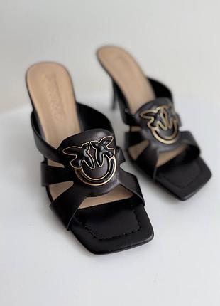 Босоніжки pinko шкіра .маломірять на розмір .шпилька - 10 см  .оригінал❣️