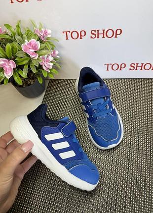 Оригинальные кроссовки adidas