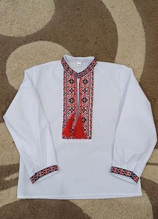 Вишиванка  майже нова