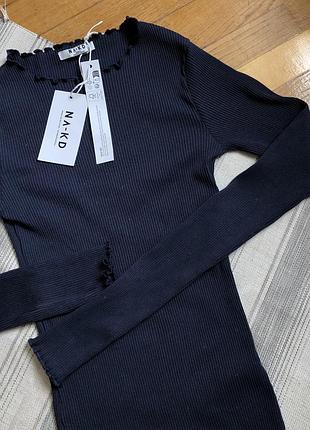 Синій жіночий лонгслів у рубчик від бренду na-kd 100% cotton