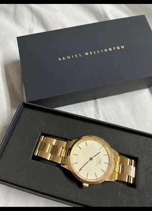 Годинник daniel wellington iconic