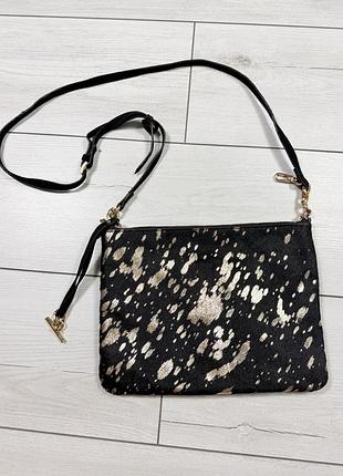 Сумка кросбоді leather metallic splatter clutch від британського бренду accessorize