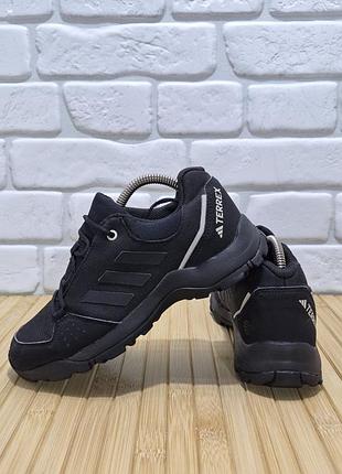 Кроссовки adidas terrex