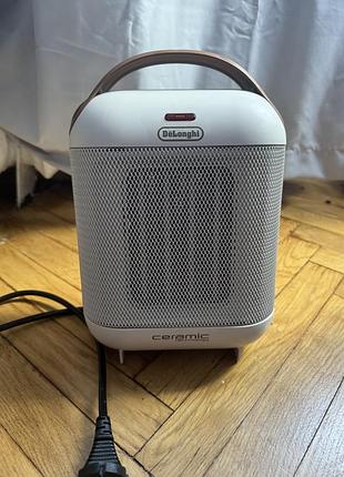 Керамічний обігрівач від delonghi
