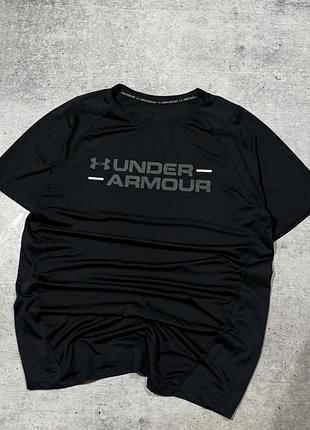 Under armour футболка