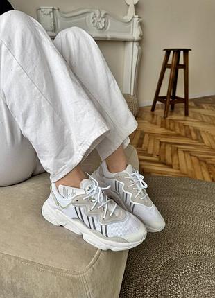 Кросівки жіночі світлі adidas ozweego adipren white