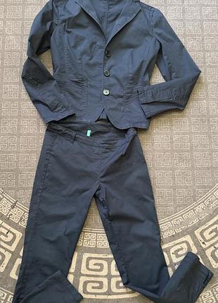 Жіночий  брючний костюм benetton