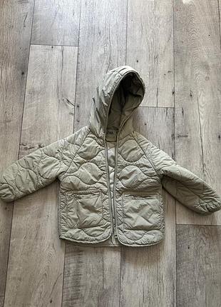 Осіння куртка zara