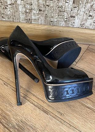 Casadei молодіжні туфлі