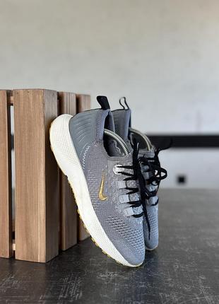 Кросівки nike