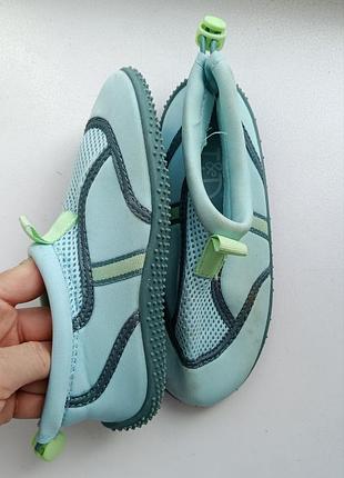 Аквашузы для девочки