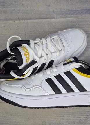 Кроссовки adidas hoops 3.0