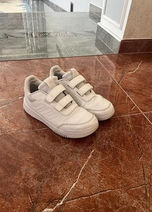 Кросівки adidas