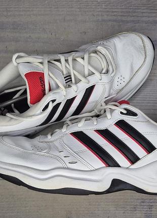 Кроссовки adidas strutter