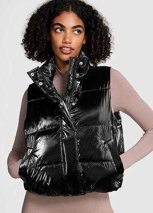Жіночий жилет victoria's secret (866866402920) high shine marshmallow puffer vest xl чорний