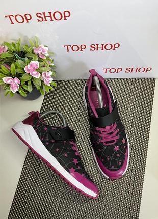 Оригинальные кроссовки clark's