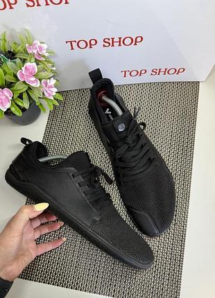 Оригинальные кроссовки vivobarefoot