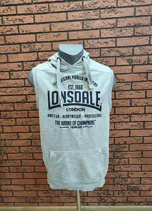Желетка от lonsdale