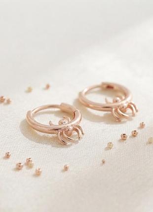 Серьги-кольца "паучок" из медицинского золота xuping