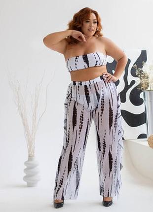 Роздільний чорно-білий купальник plus size з пляжними штанами