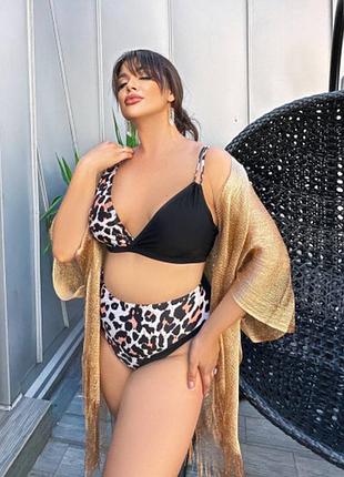 Роздільний чорний купальник plus size з високими плавками та лео принтом