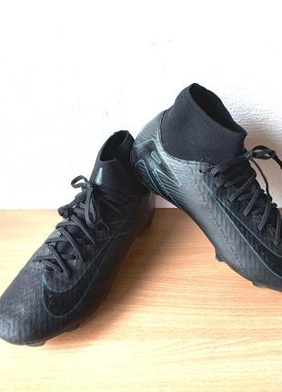 Копы, бутсы, шиповки для футбола nike 39 г.