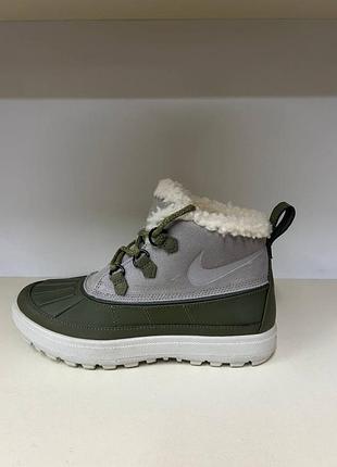 Жіночі черевики nike woodside chukka 2