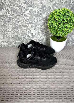 Nike revolution 6 кроссовки 28 размер детские беговые черные