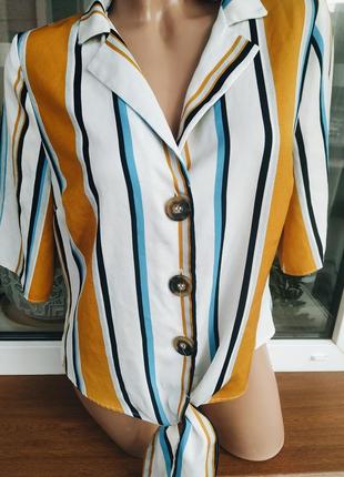 Рубашка/блузка/топ в полоску на завязках.