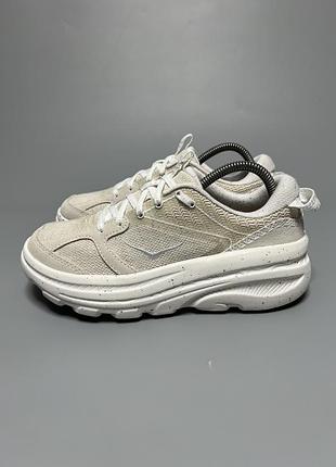Кросівки для комфортної ходьби та бігу hoka one one bondi b3ls bp “vibrant bloom pack” (hemp upper) unisex 1162131 ftpp ‘frost / pepper’