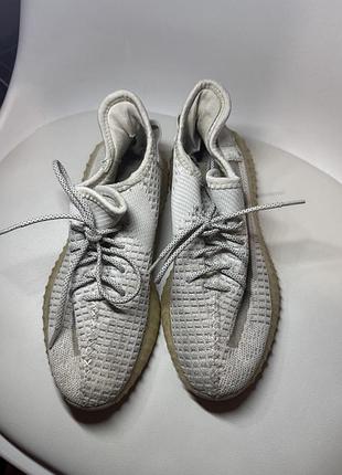 Продам кросівки жіночі 38 розмір adidas yeezy boost