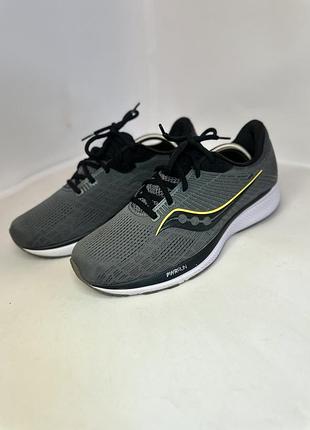 Бігові кросівки saucony guide 14 розмір 44