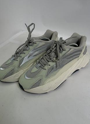 Кросівки adidas yeezy boost 700 v2 розмір 43