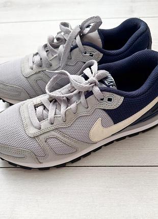 Кросівки nike air waffle trainer 40 eur (25 см) оригінал