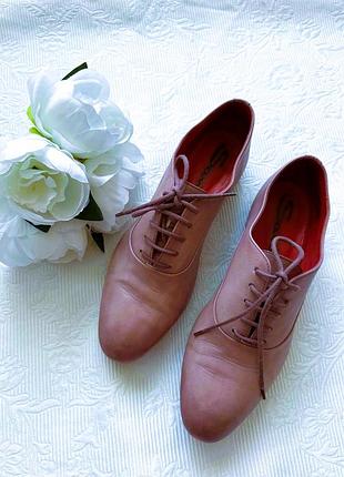 Santoni туфлі дербі шкіряні р-р 38