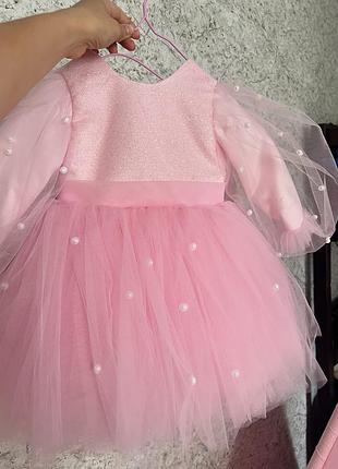 Продам дуже гарне плаття, нове одягнули один раз для фото