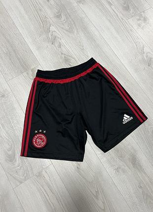 Футбольні шорти adidas ajax розмір л