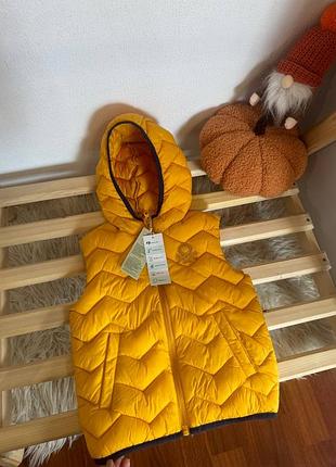 Нова жилетка benetton розмір 104(3-4р) стан-нова, з біркою