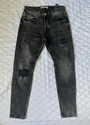 Джинсы zara man slim с порваностями