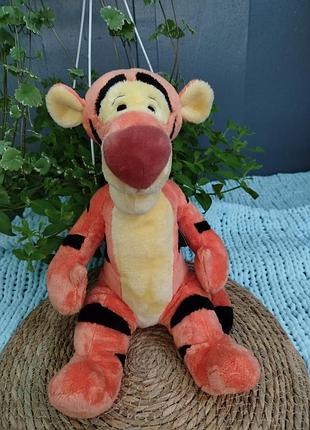 Новый оригинальный тигруля disney store с бирками / тигра винны пух