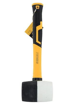 Киянка гумова чорно-біла 450 г фібергласова ручка sigma (4317241)