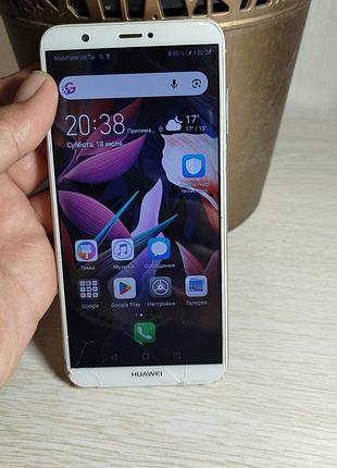 Huawei — смартфон під ремонт або на запчастини