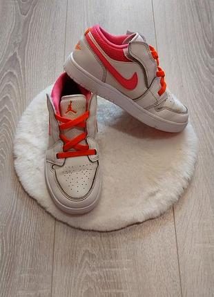 Кросівки nike